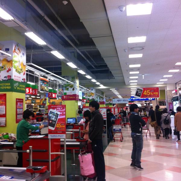 韩国特产礼物홈플러스 (Home Plus)图片库