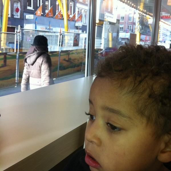 Photo taken at HEMA by Rudy L. on 11/30/2012-荷兰阿姆斯特丹费迪南德波尔93-93A Photo taken at HEMA by Rudy L. on 11/30/2012