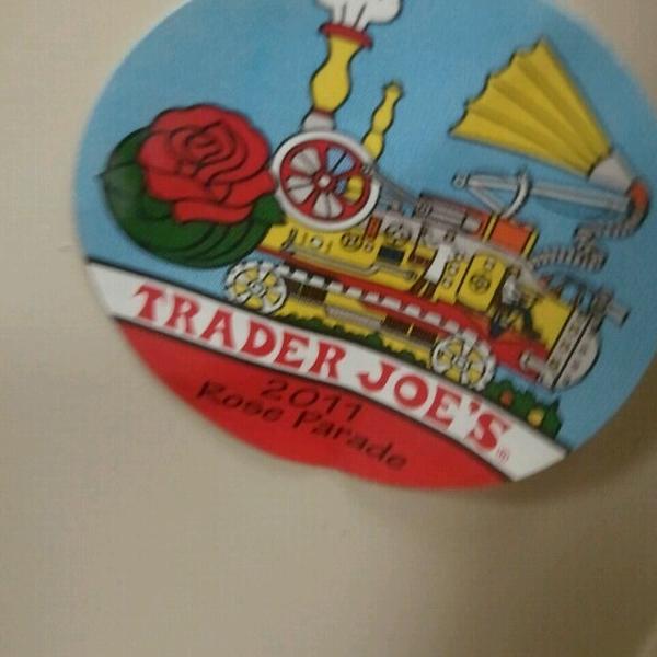 Photo taken at Trader Joe's by Tiffany L. on 9/3/2012-美国加利福尼亚州亨廷顿比奇五点广场主街18681 Photo taken at Trader Joe's by Tiffany L. on 9/3/2012