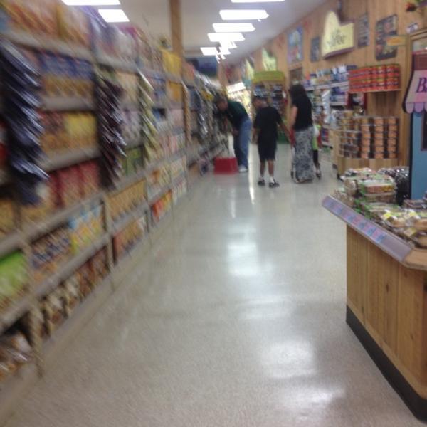 Photo taken at Trader Joe's by Claudia K. on 8/22/2012-华盛顿 埃弗里特 东南埃弗里特购物中心路811 Photo taken at Trader Joe's by Claudia K. on 8/22/2012