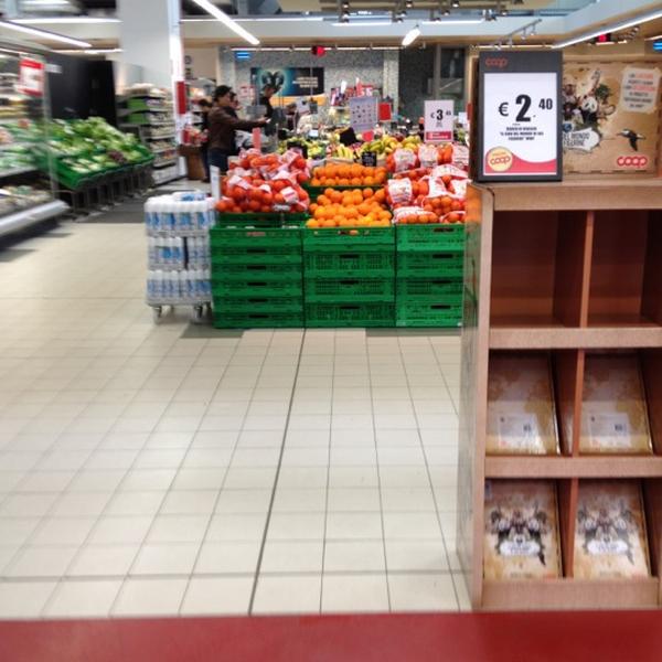 Photo taken at Coop by Andrea B. on 3/13/2012-意大利艾米利亚-罗马涅博洛尼亚共和大道 Photo taken at Coop by Andrea B. on 3/13/2012