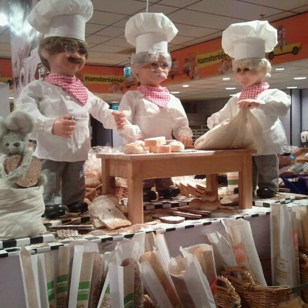 Photo taken at Albert Heijn by Carola v. on 9/6/2012