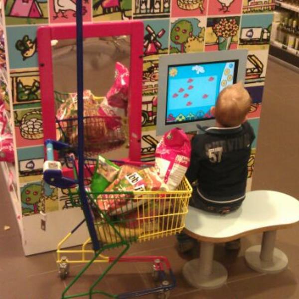 Photo taken at Albert Heijn by Debbie G. on 5/9/2012-荷兰弗莱福兰省阿尔梅勒水杉街15号 Photo taken at Albert Heijn by Debbie G. on 5/9/2012