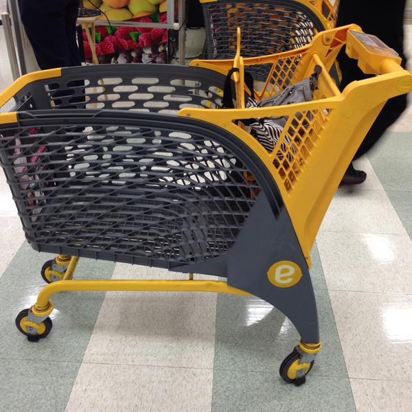 Photo taken at E-Mart by e.junyup on 8/17/2013-江原道春川市京春2341易买得超市 Photo taken at E-Mart by e.junyup on 8/17/2013