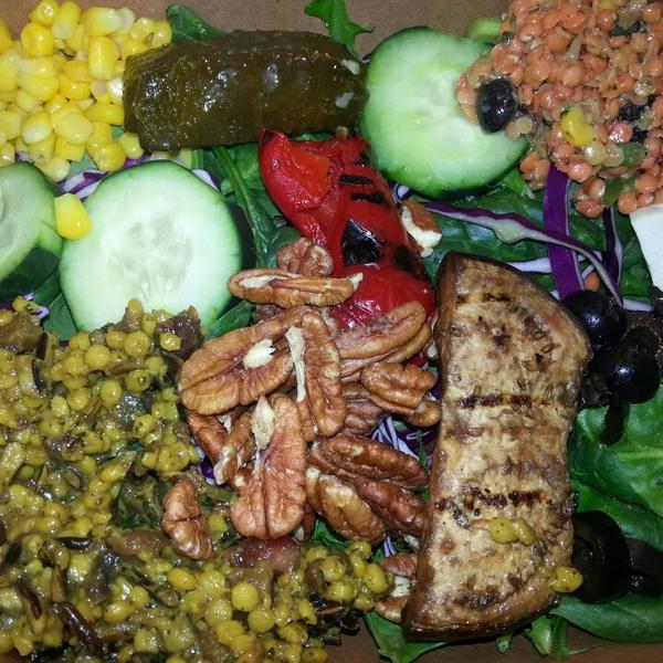 Photo taken at Whole Foods Market by Matthias S. on 3/17/2013-加利福尼亚州托伦斯太平洋海岸高速公路(克伦肖大道)2655 Photo taken at Whole Foods Market by Matthias S. on 3/17/2013