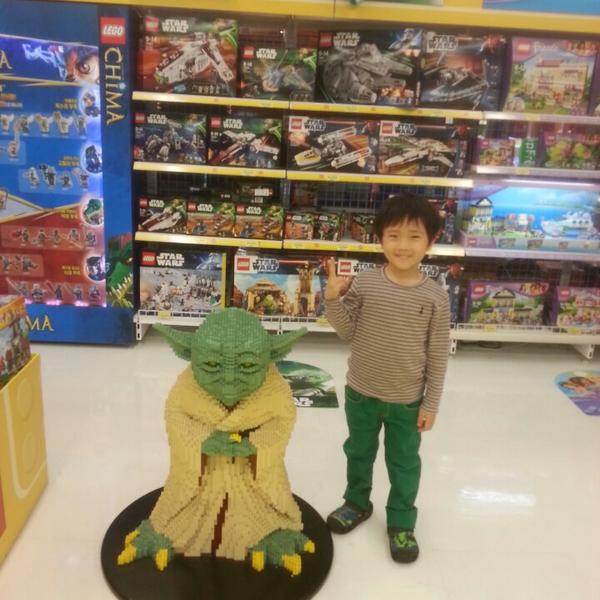 Photo taken at 롯데마트 (LOTTE Mart) by Kwang Seob C. on 9/14/2013-京畿道龙仁器兴区金山116乐天超市 Photo taken at 롯데마트 (LOTTE Mart) by Kwang Seob C. on 9/14/2013