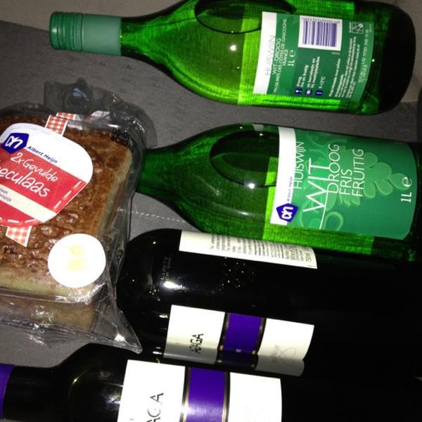 Photo taken at Albert Heijn by Timo B. on 11/25/2012-荷兰格尔德兰阿纳姆汉兹街145号 Photo taken at Albert Heijn by Timo B. on 11/25/2012