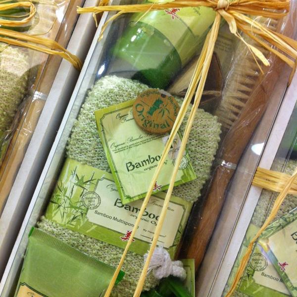 Photo taken at De Tuinen by Lia Belle on 9/30/2012