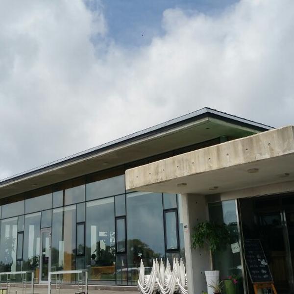 Photo taken at 올리브카페 Olive Cafe by John P. on 7/22/2014-济州西归浦市119号 OliveYoung美妆店 Photo taken at 올리브카페 Olive Cafe by John P. on 7/22/2014