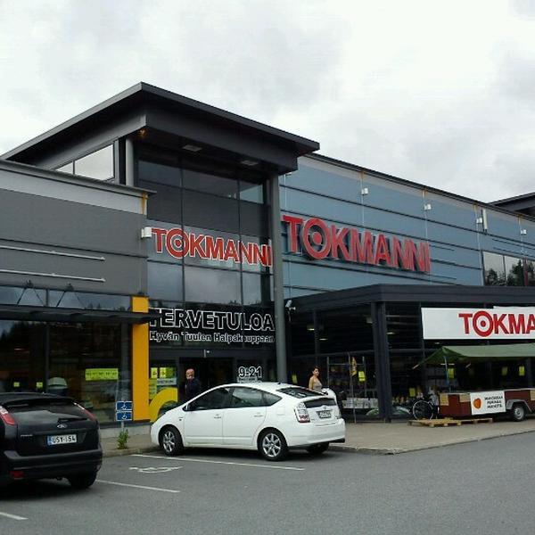 Photo taken at Tokmanni by Tomi H. on 7/21/2012