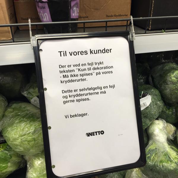 Photo taken at Netto by Neow N. on 4/11/2015