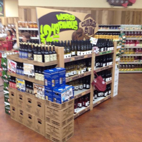 Photo taken at Trader Joe's by Brian H. on 12/30/2013-美国加利福尼亚州拉梅萨穆雷街5495 Photo taken at Trader Joe's by Brian H. on 12/30/2013