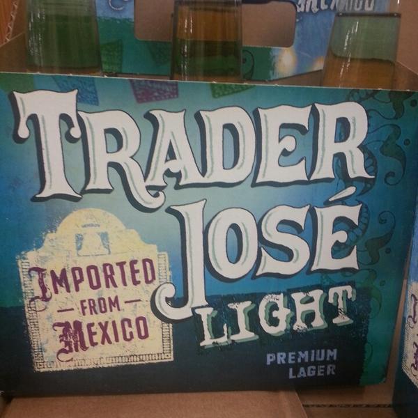 Photo taken at Trader Joe's by Carrie L. on 8/10/2014-美国加利福尼亚州拉梅萨穆雷街5495 Photo taken at Trader Joe's by Carrie L. on 8/10/2014