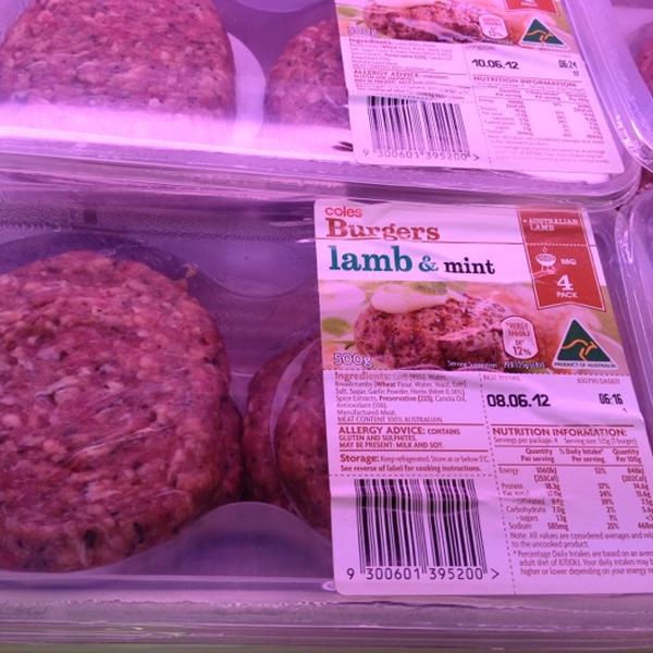Photo taken at Coles by tsvnq on 6/4/2012-昆士兰州4814 阿特肯维尔 内森街(罗斯河路) Photo taken at Coles by tsvnq on 6/4/2012