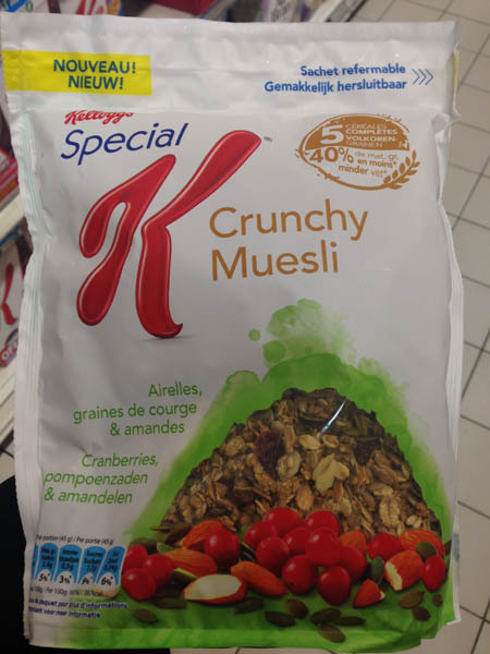 kelloyys坚果谷类早餐