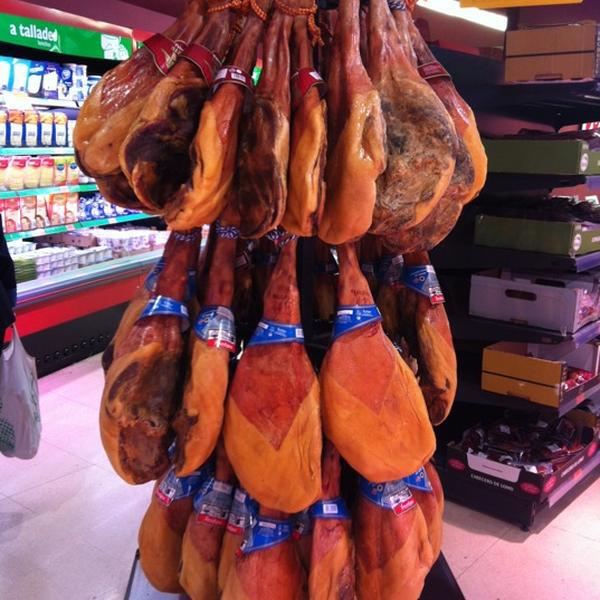 Photo taken at Mercadona by Ticiana C. on 2/29/2012