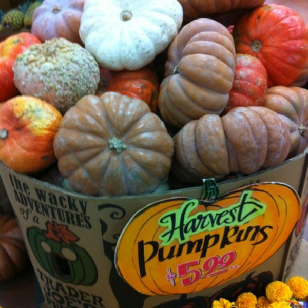 Photo taken at Trader Joe's by Tracy on 11/10/2012-美国加利福尼亚州亨廷顿比奇汉密尔顿21431 Photo taken at Trader Joe's by Tracy on 11/10/2012