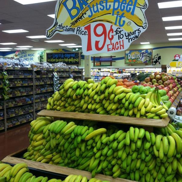 Photo taken at Trader Joe's by Rhoda G. on 9/5/2012