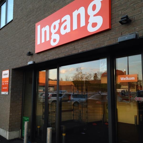 Photo taken at Colruyt by Dini S. on 3/21/2014