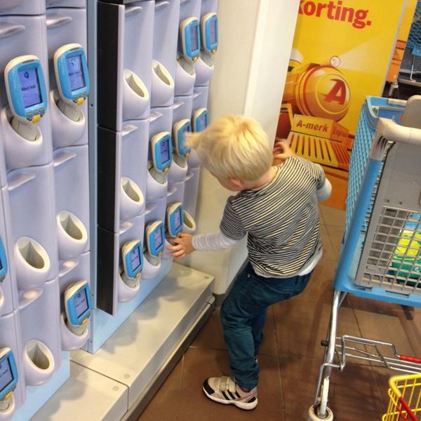 Photo taken at Albert Heijn by Colette-荷兰乌特勒支弗勒滕中城14 Photo taken at Albert Heijn by Colette