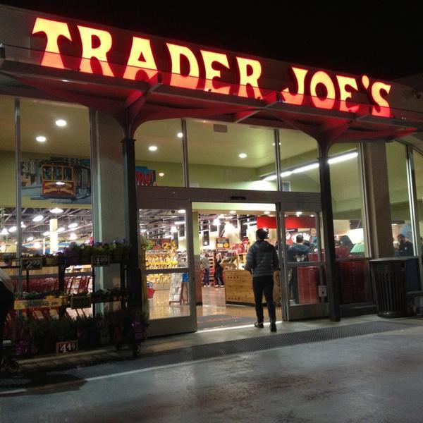Trader Joe's乔氏连锁旧金山店 加尼福尼亚旧金山海德街1095（在加州街）