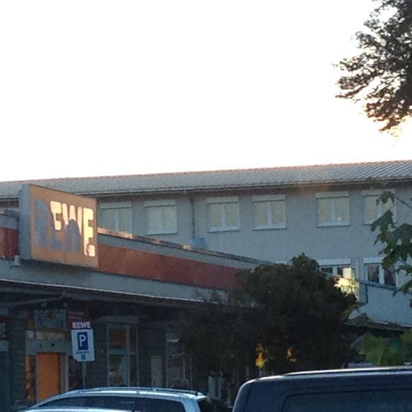 Rewe 德国下萨克森州不伦瑞克纪念碑街5号