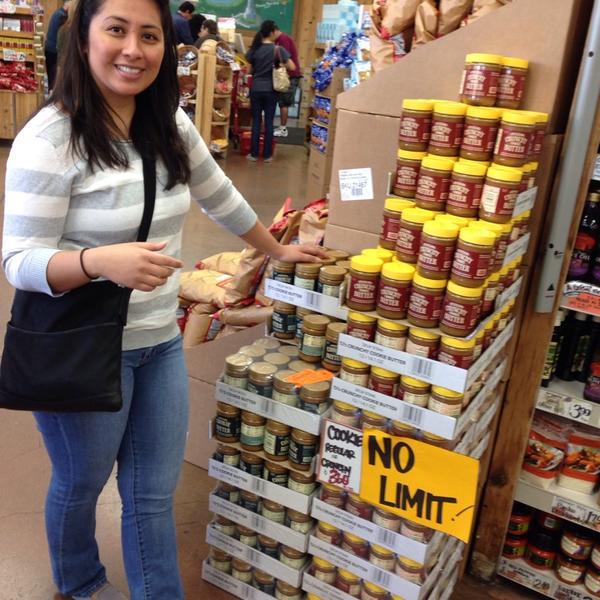 Photo taken at Trader Joe's by Tim O. on 12/29/2013-美国加利福尼亚州费利蒙淘金路39324 Photo taken at Trader Joe's by Tim O. on 12/29/2013