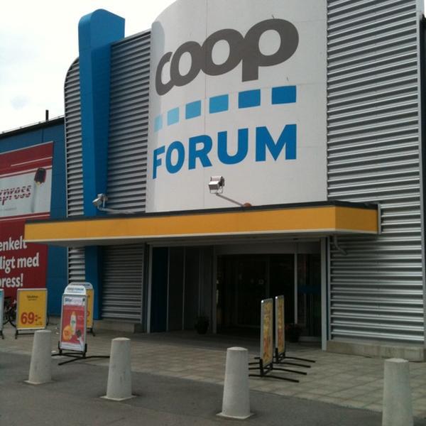 Photo taken at Coop Forum by Lena D. on 7/10/2011
