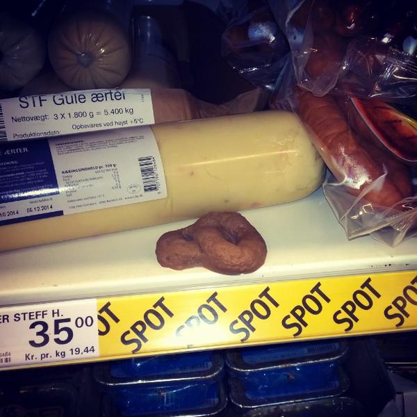 Photo taken at Netto by Anchel L. on 11/25/2014