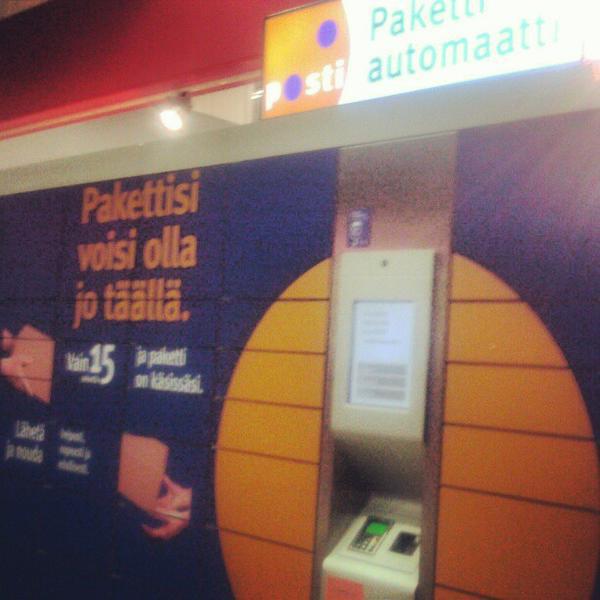 Photo taken at K-citymarket by Roni L. on 10/11/2012-芬兰中部于韦斯屈莱锤街29 Photo taken at K-citymarket by Roni L. on 10/11/2012