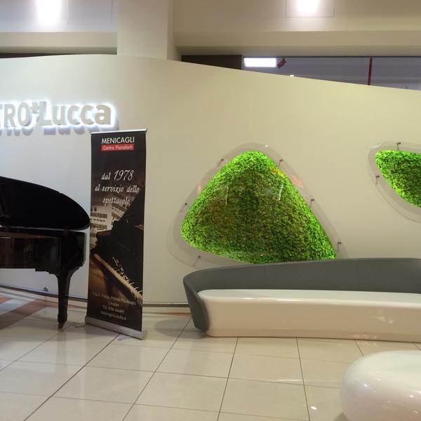 Photo taken at Coop by Luca G. on 1/17/2015-意大利托斯卡纳卢卡普契尼大道1718/b Photo taken at Coop by Luca G. on 1/17/2015