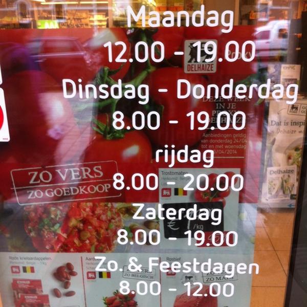 Photo taken at Proxy Delhaize by Bart W. on 4/29/2014