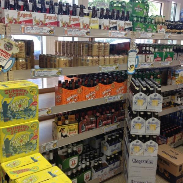 Photo taken at Trader Joe's by Kristi F. on 6/24/2012-美国弗吉尼亚州亚历山德里亚圣亚萨北街612 Photo taken at Trader Joe's by Kristi F. on 6/24/2012