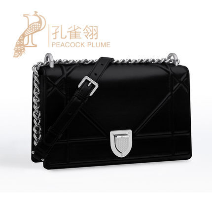 Dior迪奥dior女包16春款小羊皮口盖徽章锁扣单肩包M0422PNAG M900 Dior迪奥dior女包16春款小羊皮口盖徽章锁扣单肩包M0422PNAG M900