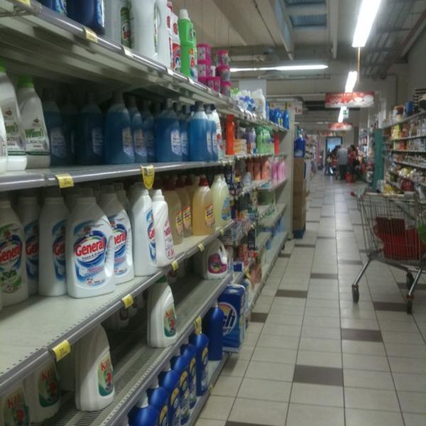Photo taken at Coop Pontassieve by Franco M. on 8/1/2011-意大利托斯卡纳蓬塔谢韦阿尔弗雷多和卡罗德尔广场1-3 Photo taken at Coop Pontassieve by Franco M. on 8/1/2011