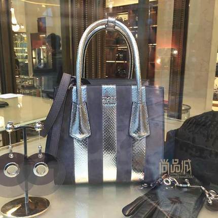 正品直邮Prada普拉达16新款时尚女包时尚单肩包1BA037_2ERW_F0DOT 正品直邮Prada普拉达16新款时尚女包时尚单肩包1BA037_2ERW_F0DOT