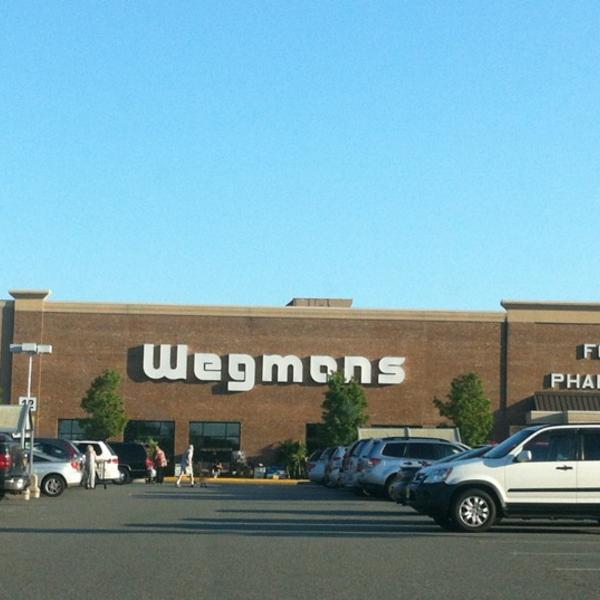 Photo taken at Wegmans by Jenna K. on 5/19/2012-美国新泽西州伍德布里奇木桥中心15 Photo taken at Wegmans by Jenna K. on 5/19/2012