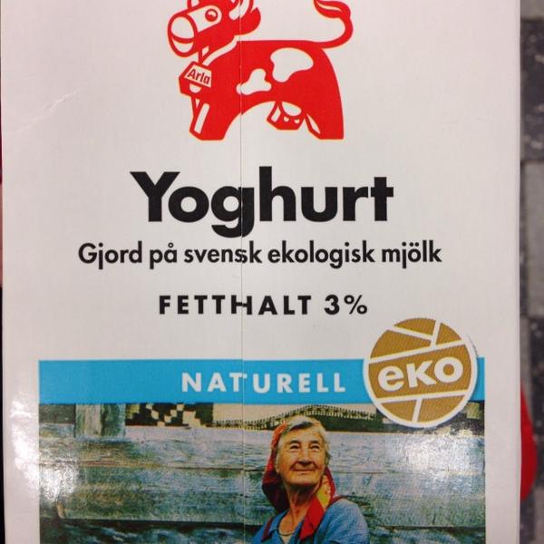 Photo taken at ICA Kvantum by Anders C. on 10/9/2013-瑞典西约塔兰省哥德堡里拉蒙克贝克路2A Photo taken at ICA Kvantum by Anders C. on 10/9/2013