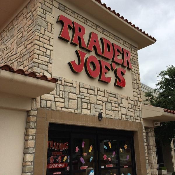 Photo taken at Trader Joe's by Anthony W. on 6/5/2014-美国得克萨斯州沃思堡石头街大道2701 Photo taken at Trader Joe's by Anthony W. on 6/5/2014