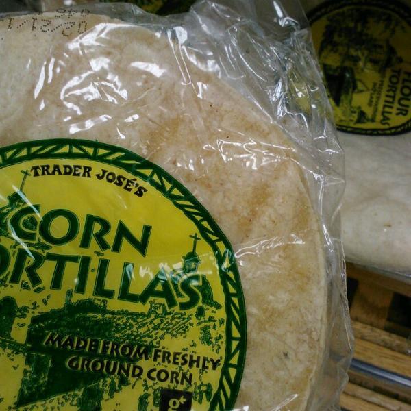 Photo taken at Trader Joe's by Mark B. on 2/20/2013-加尼福尼亚 圣安娜布里斯托尔街3329(西麦克阿瑟大道) Photo taken at Trader Joe's by Mark B. on 2/20/2013