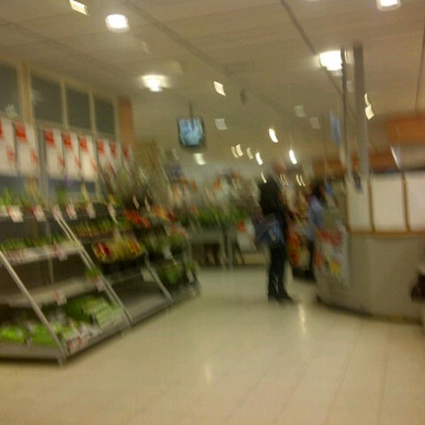 Photo taken at Albert Heijn by J E. on 1/27/2013-荷兰乌特勒支夜莺55号 Photo taken at Albert Heijn by J E. on 1/27/2013