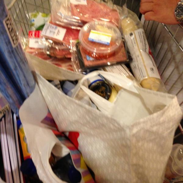 Photo taken at Albert Heijn by Stein D. on 7/20/2013-荷兰南荷兰省鹿特丹林班街121号 Photo taken at Albert Heijn by Stein D. on 7/20/2013