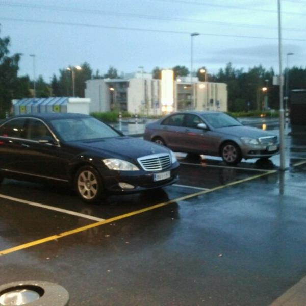 Photo taken at S-market by Valtteri V. on 7/15/2012-芬兰南部埃斯波海滩湾1 Photo taken at S-market by Valtteri V. on 7/15/2012