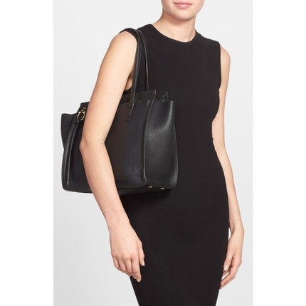 Ferragamo/菲拉格慕 女包 女式手提包 Q01473764 Ferragamo/菲拉格慕 女包 女式手提包 Q01473764