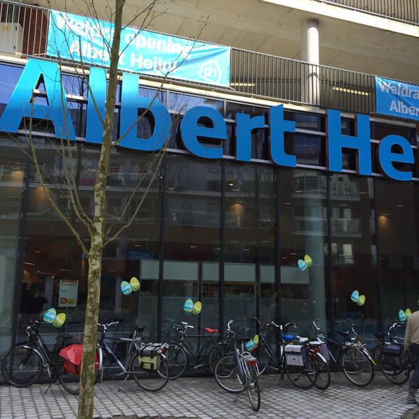 Photo taken at Albert Heijn by Peter S. on 4/2/2015-荷兰布拉班特省鲁汶恩格斯广场26号 Photo taken at Albert Heijn by Peter S. on 4/2/2015