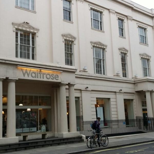 Photo taken at Waitrose by PinkBT♡ on 9/20/2013-英国伦敦贝尔格莱维亚区莫特克比街27 Photo taken at Waitrose by PinkBT♡ on 9/20/2013