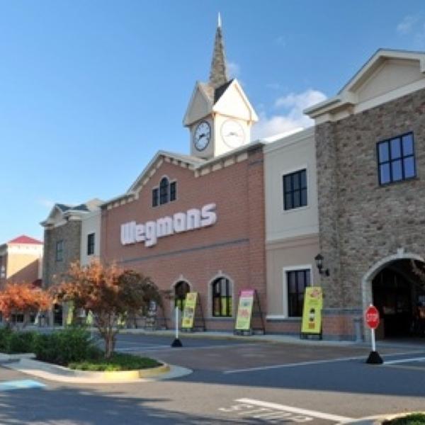 Photo taken at Wegmans by Sandra P. on 3/11/2013-弗吉尼亚州弗雷德里克斯堡秋季山大道2281 Photo taken at Wegmans by Sandra P. on 3/11/2013
