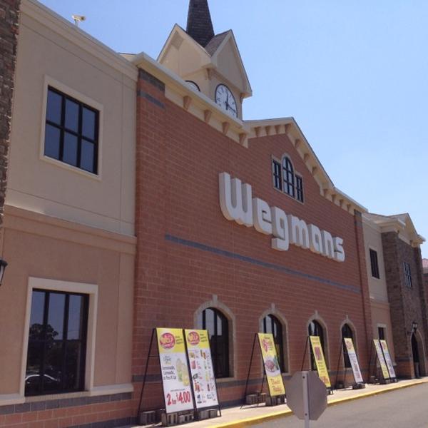 Photo taken at Wegmans by Mike on 8/16/2012-弗吉尼亚州弗雷德里克斯堡秋季山大道2281 Photo taken at Wegmans by Mike on 8/16/2012