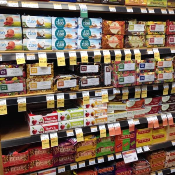 Photo taken at Whole Foods Market by Nani on 7/10/2012-加尼福尼亚 坎贝尔巴斯科姆大道1690(汉密尔顿大道) Photo taken at Whole Foods Market by Nani on 7/10/2012