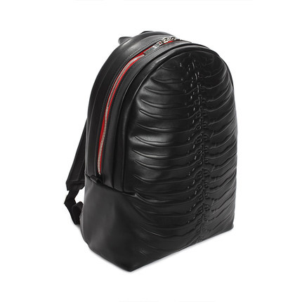 ALEXANDER MCQUEEN麦昆男包16春款小牛皮双肩背包418787CVF1N1000 ALEXANDER MCQUEEN麦昆男包16春款小牛皮双肩背包418787CVF1N1000